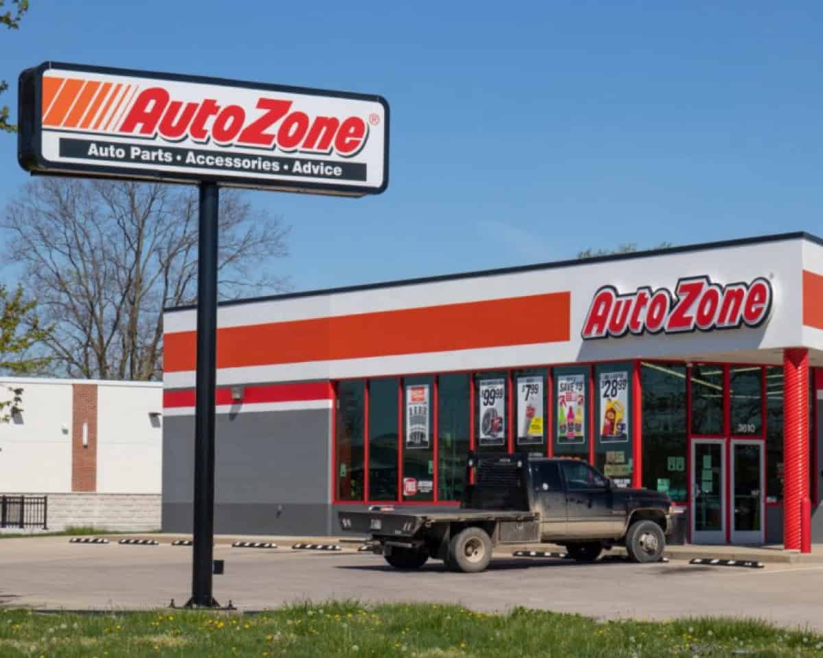AutoZone NNN property for sale — freestanding single-tenant auto parts store with pylon sign and customer parking