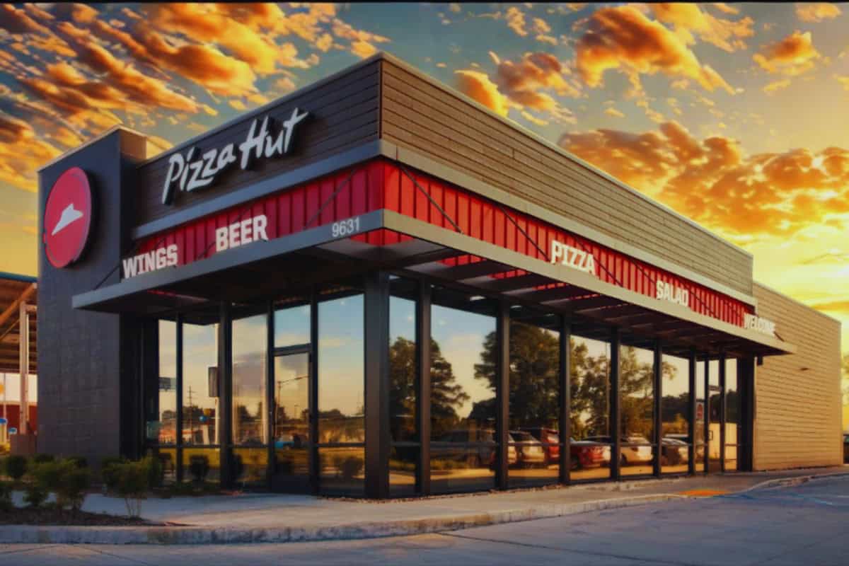 Pizza Hut NNN property for sale